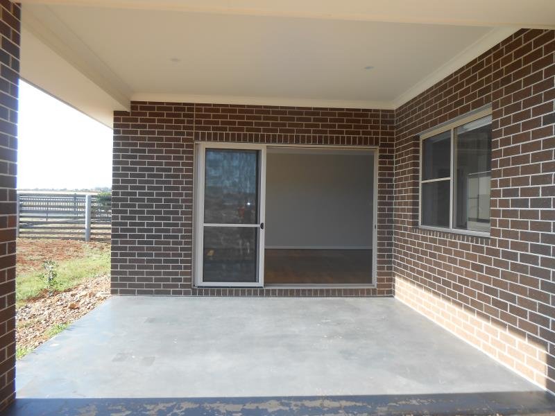 190 Browns Lane TAMWORTH 9