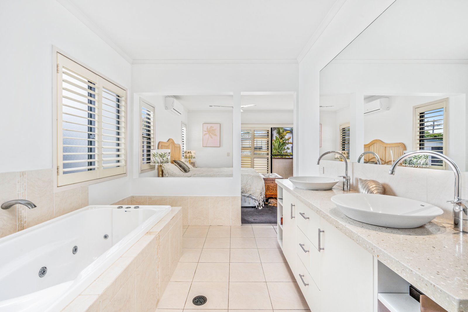 1/90 Leyte Avenue PALM BEACH 7