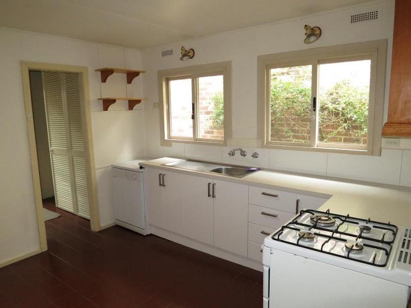 Gallery: 190 Pickles Street