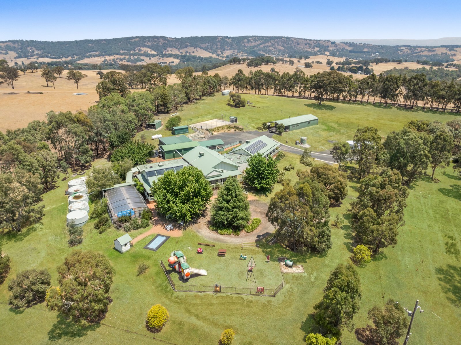 Gallery: 190 Saunders Road