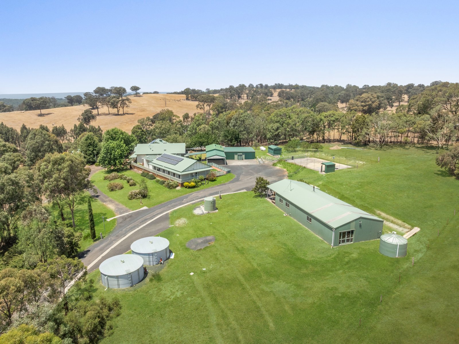 Gallery: 190 Saunders Road