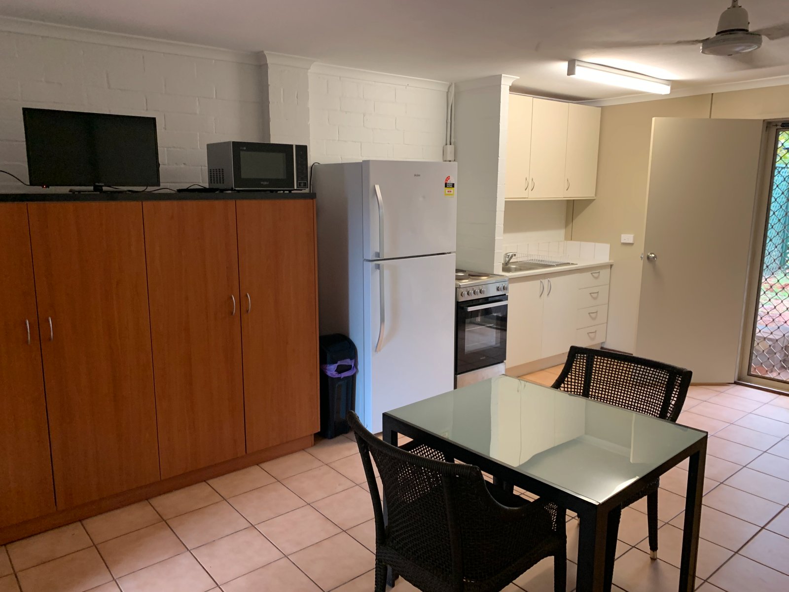 190/122 Port Drive CABLE BEACH 7