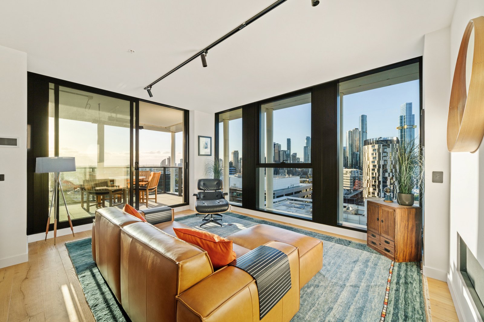 1901/41-49 Bank Street, South Melbourne, 3205