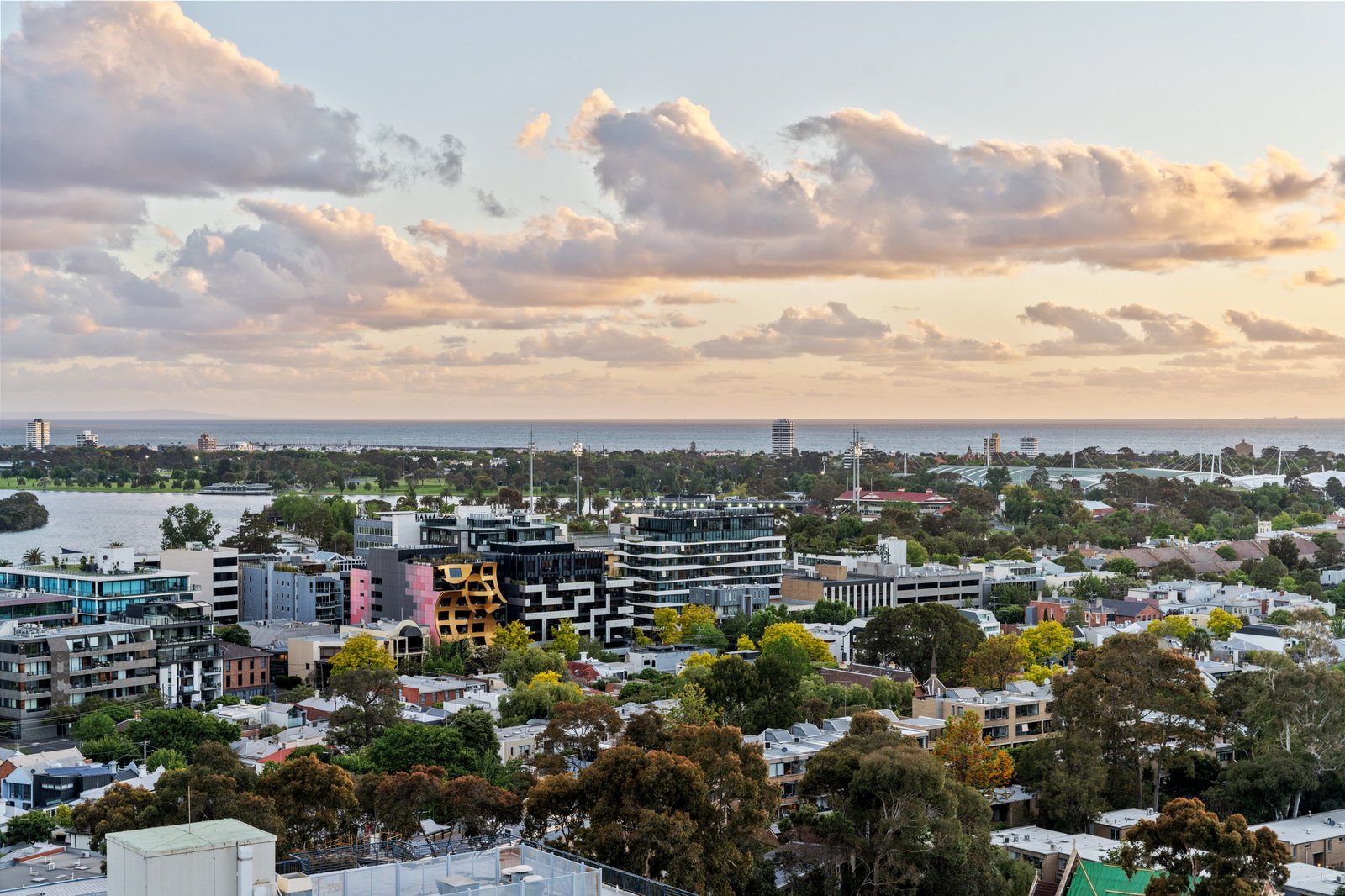 1901/41-49 Bank Street, South Melbourne, 3205