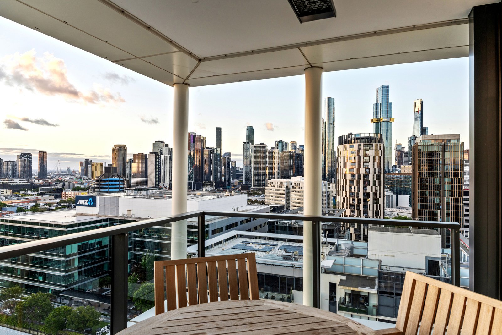 1901/41-49 Bank Street, South Melbourne, 3205