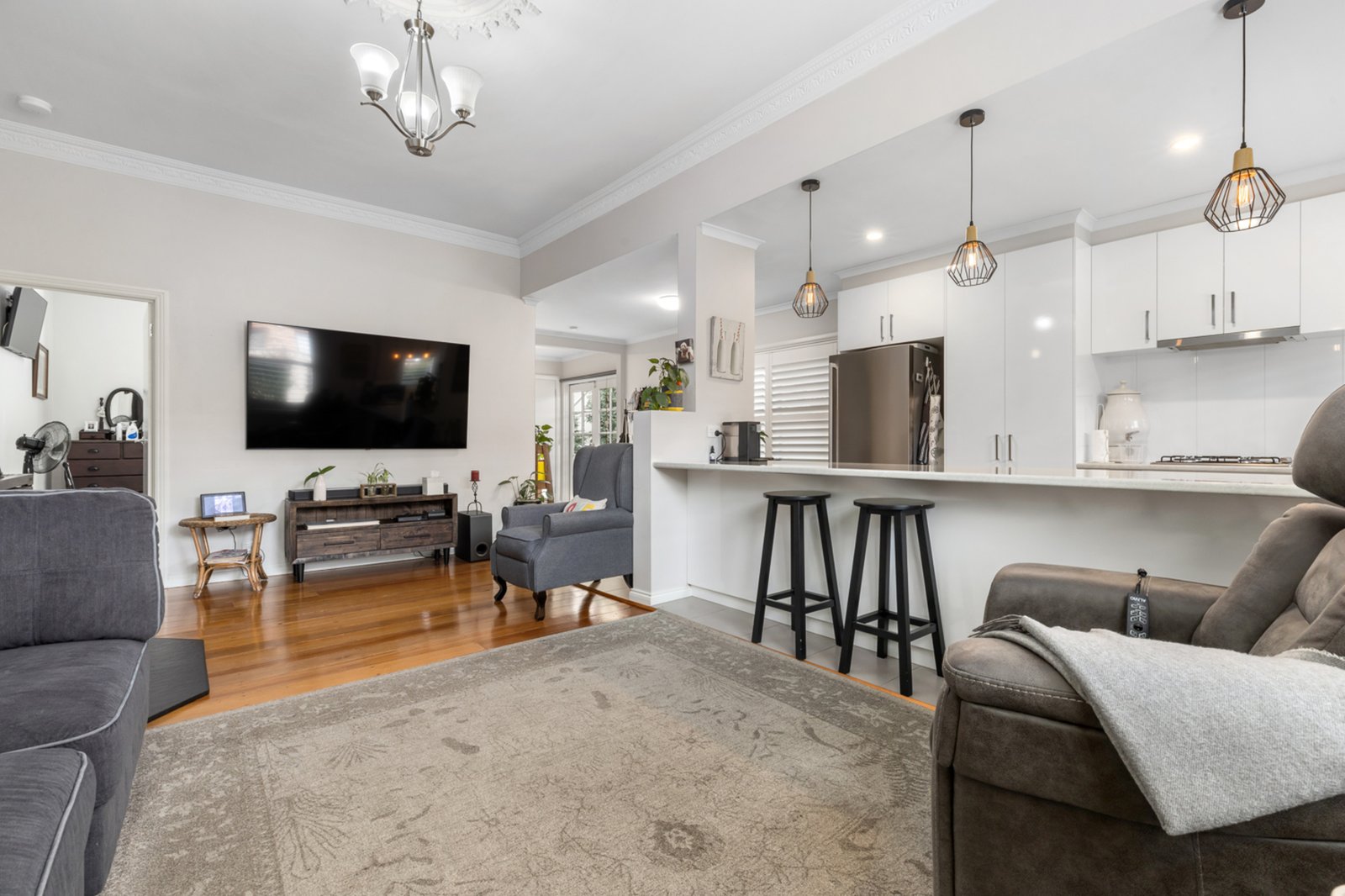 Gallery: 1/905 Geelong Road