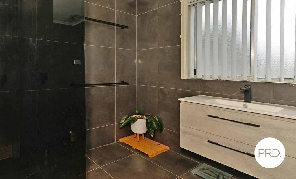 1906 Lyell Highway LAWITTA 5