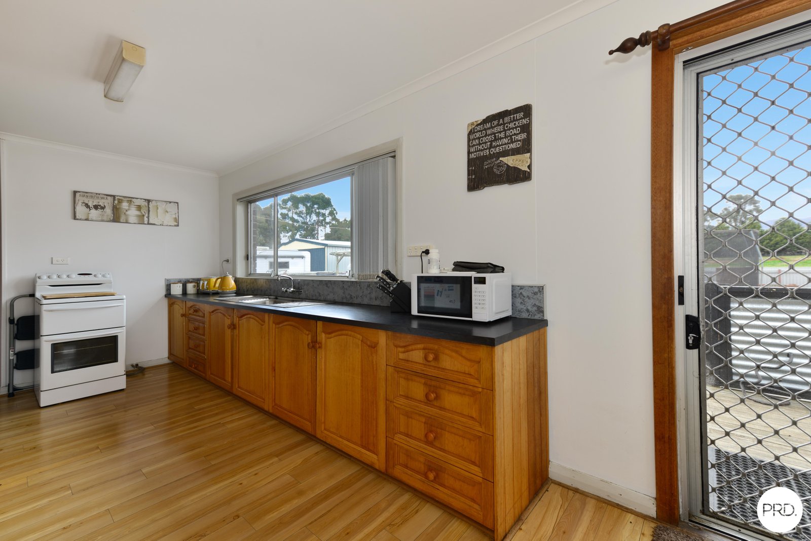 1906 Lyell Highway LAWITTA 9