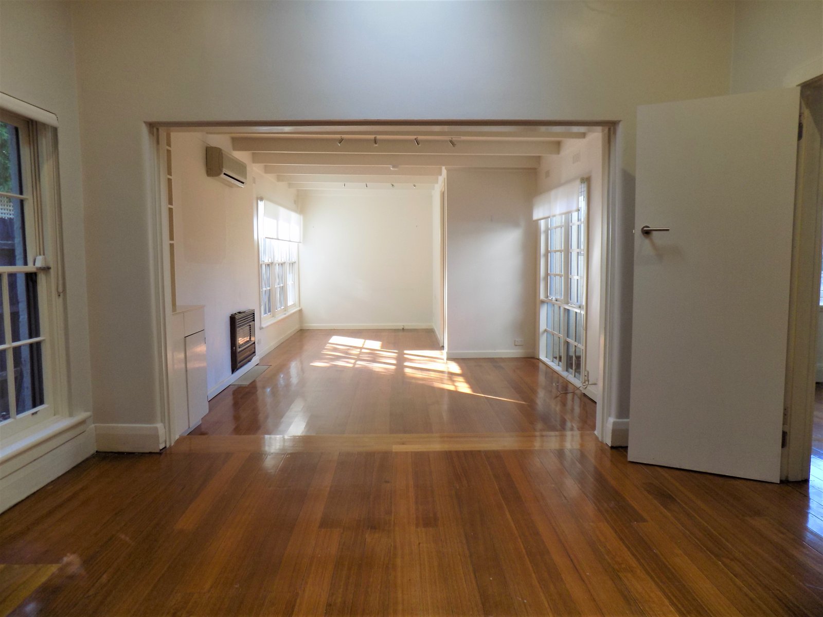 Gallery: 1906 Malvern Road