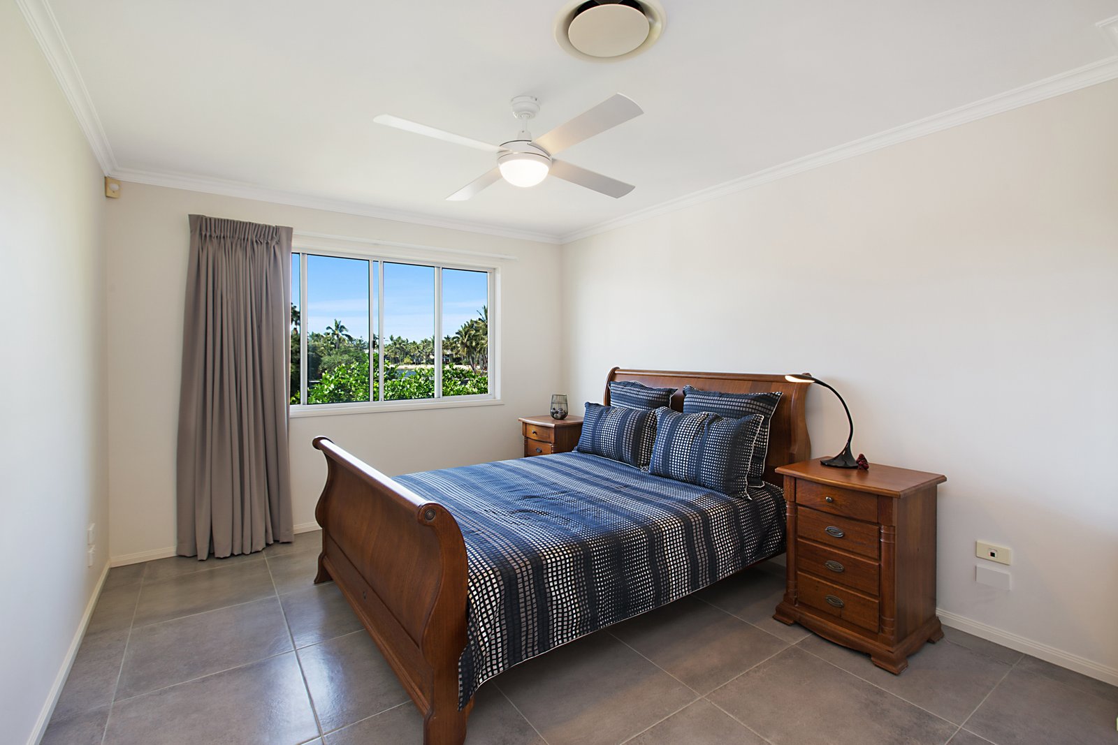 190/8 Mariners Drive West  TWEED HEADS 7