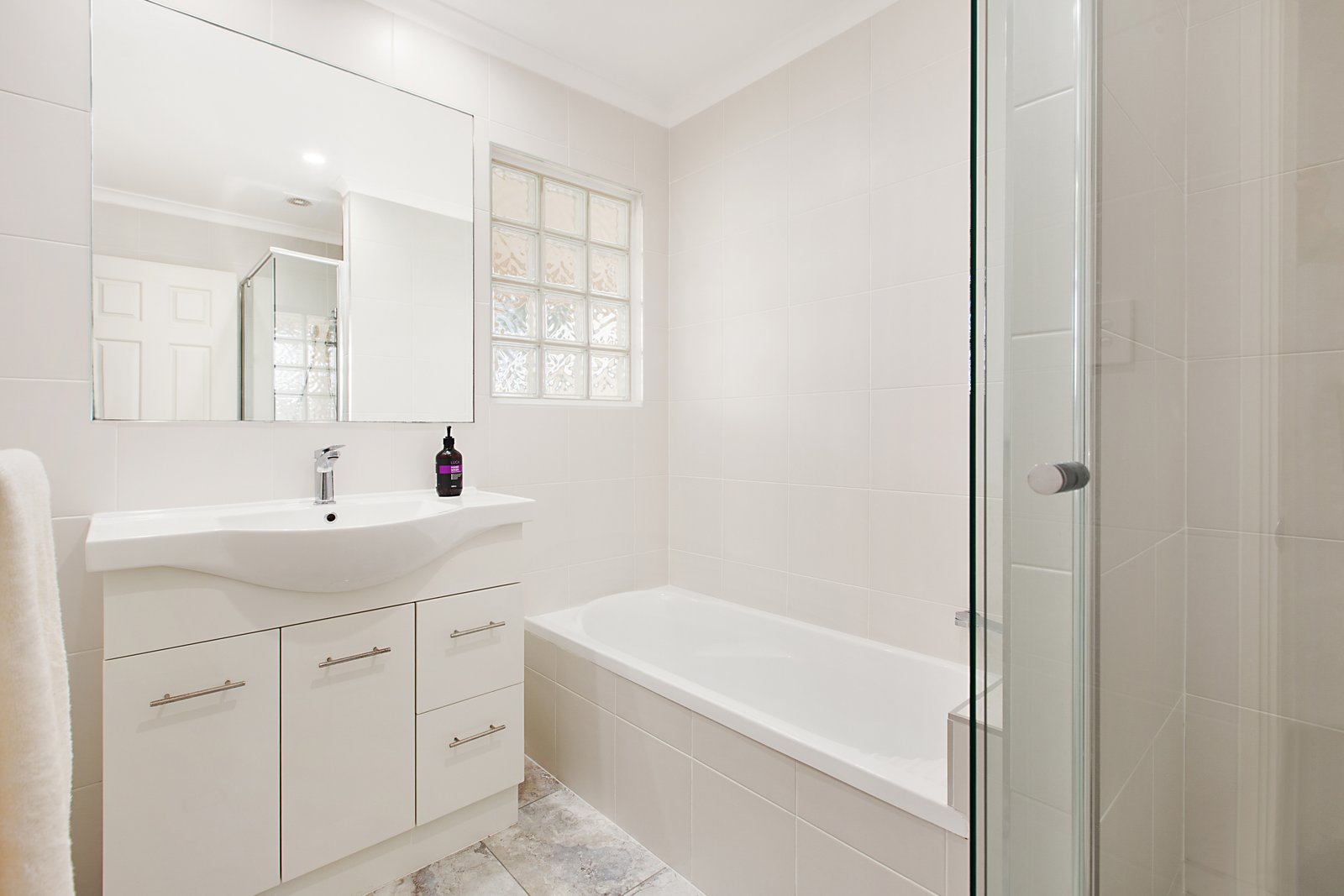 190/8 Mariners Drive West  TWEED HEADS 9