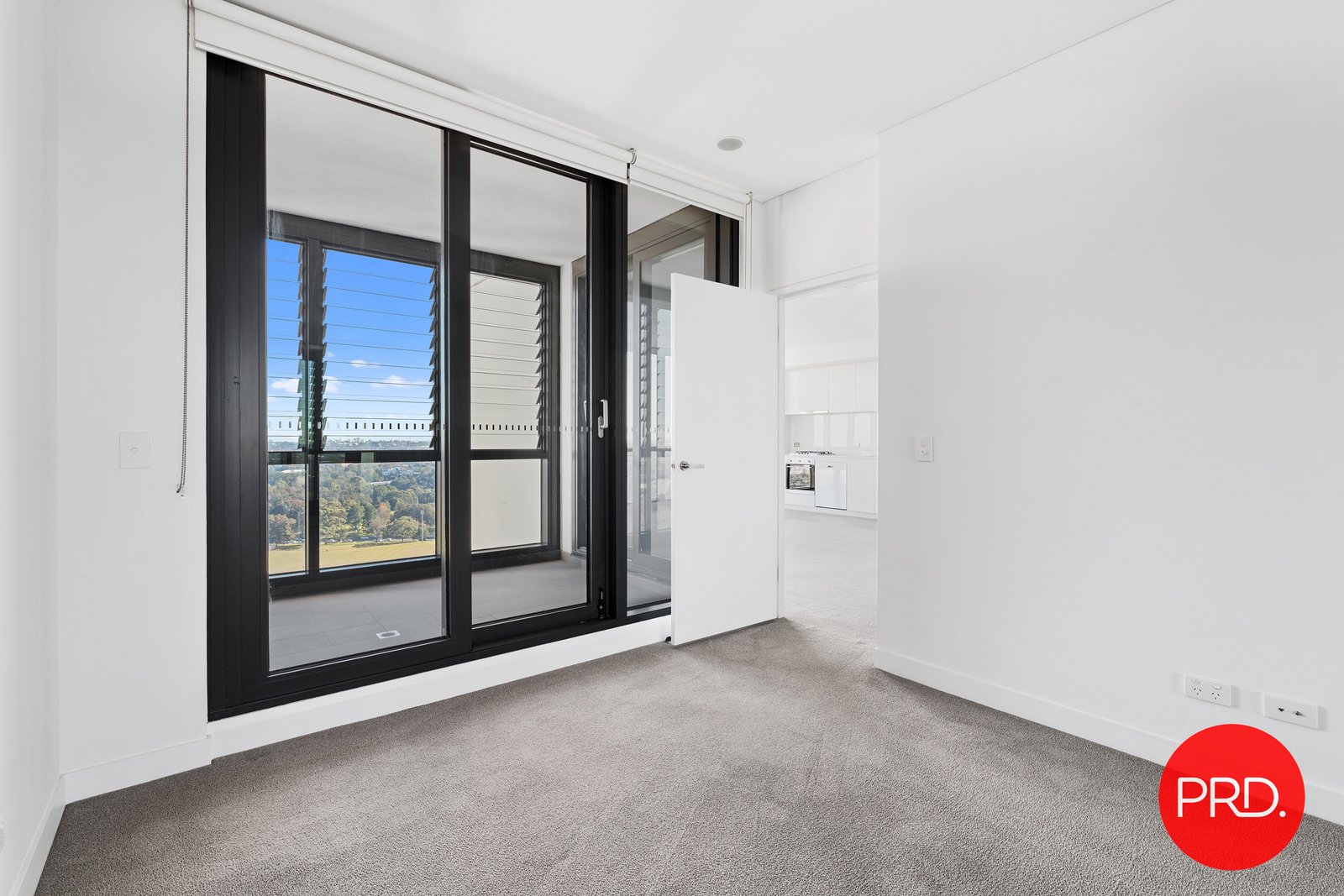 1909/9 Brodie Spark Drive WOLLI CREEK 6