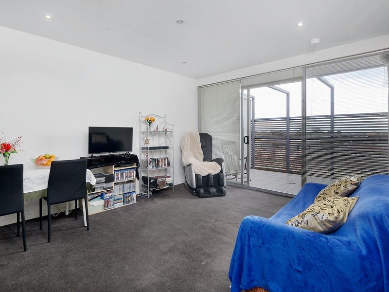 Real Estate and Property in 19/1-3 Carre Street, Elsternwick, VIC