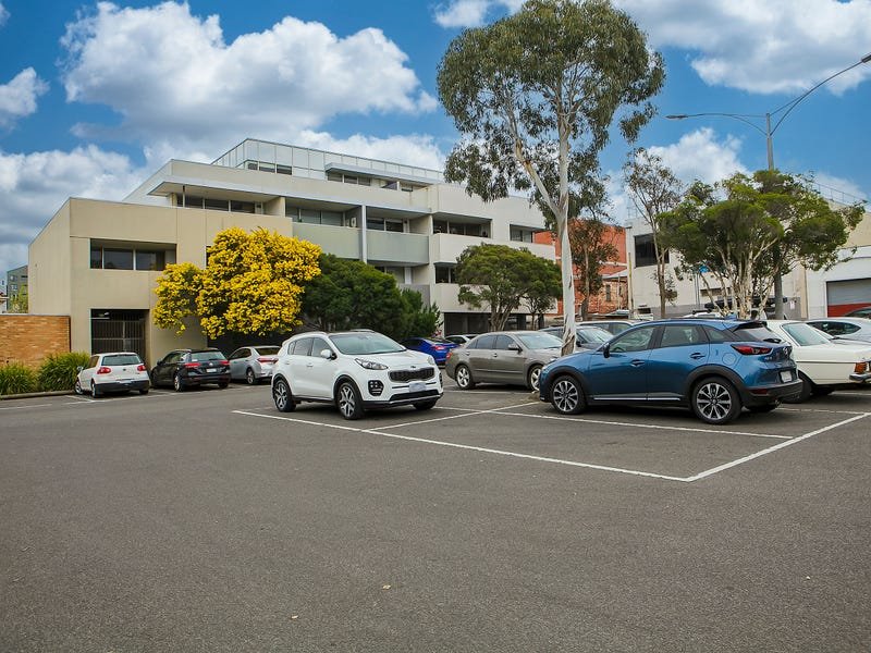 Real Estate and Property in 19/1-3 Carre Street, Elsternwick, VIC