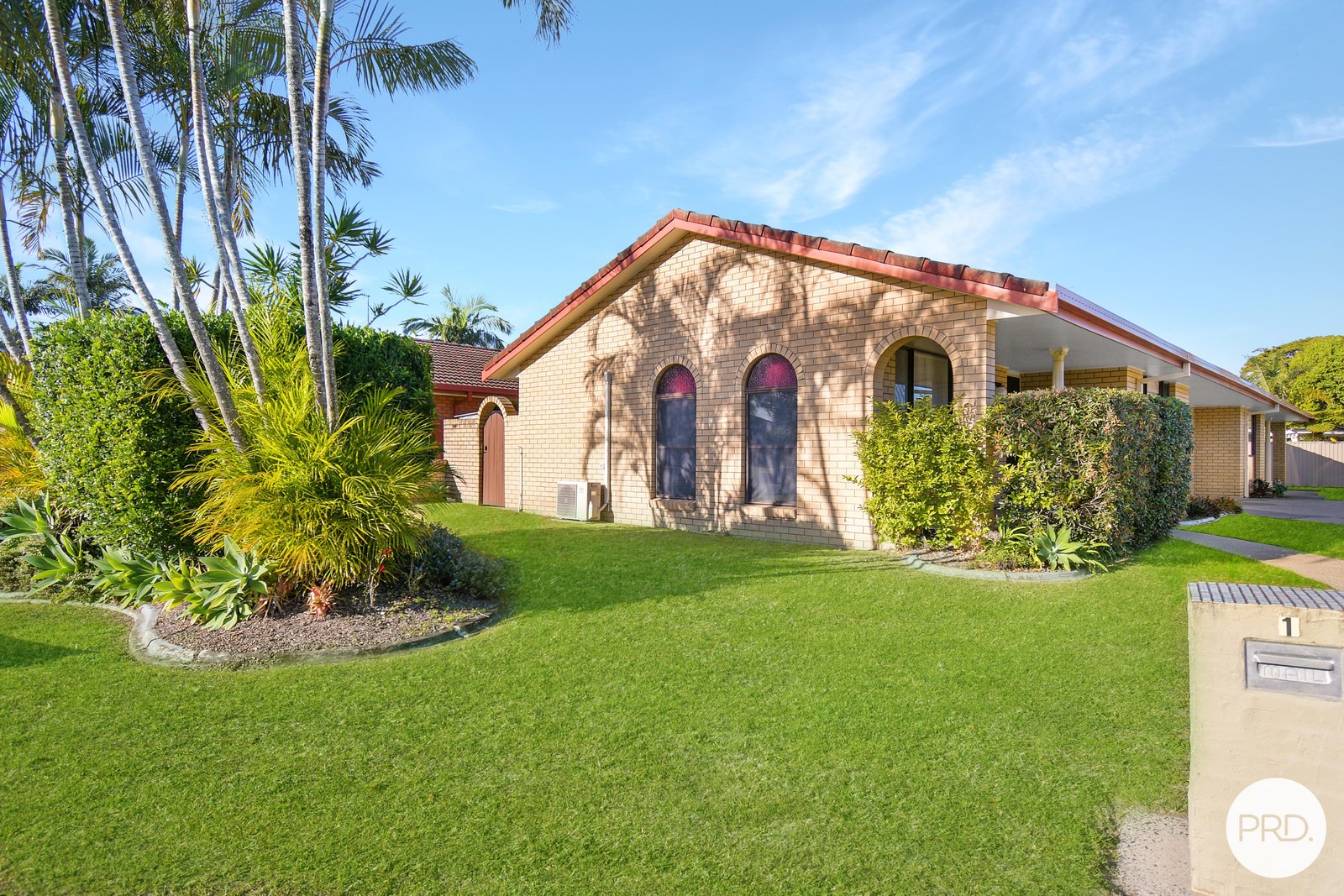 1/91 Companion Way TWEED HEADS 2