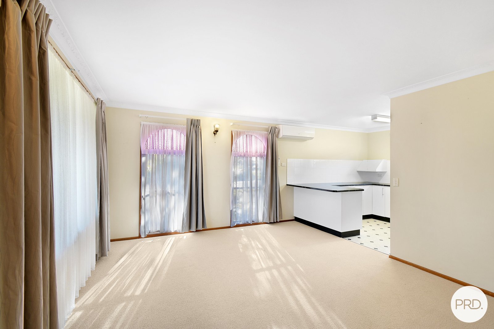 1/91 Companion Way TWEED HEADS 9