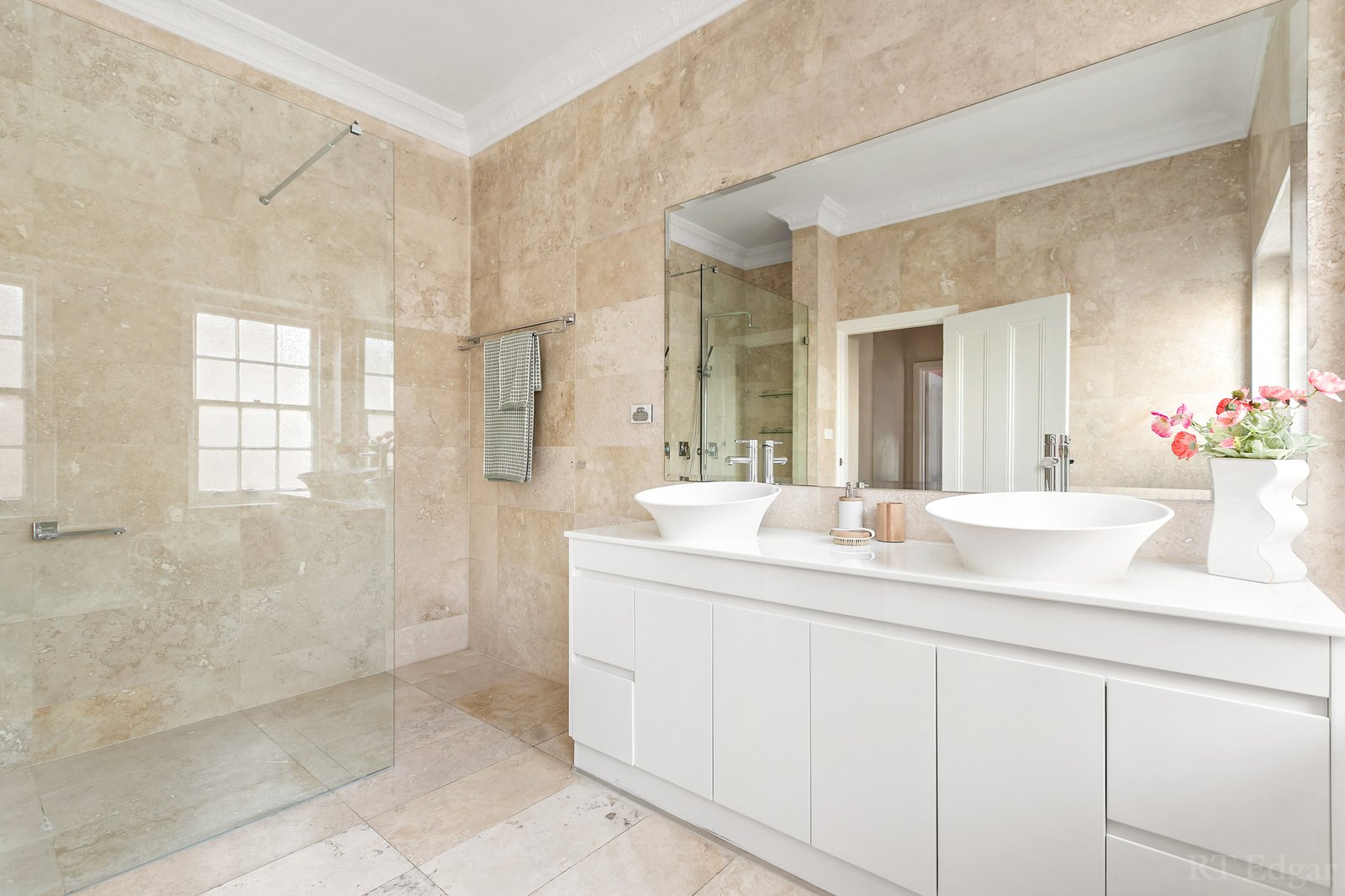 Real Estate and Property in 191 Doncaster Road, Balwyn North, VIC