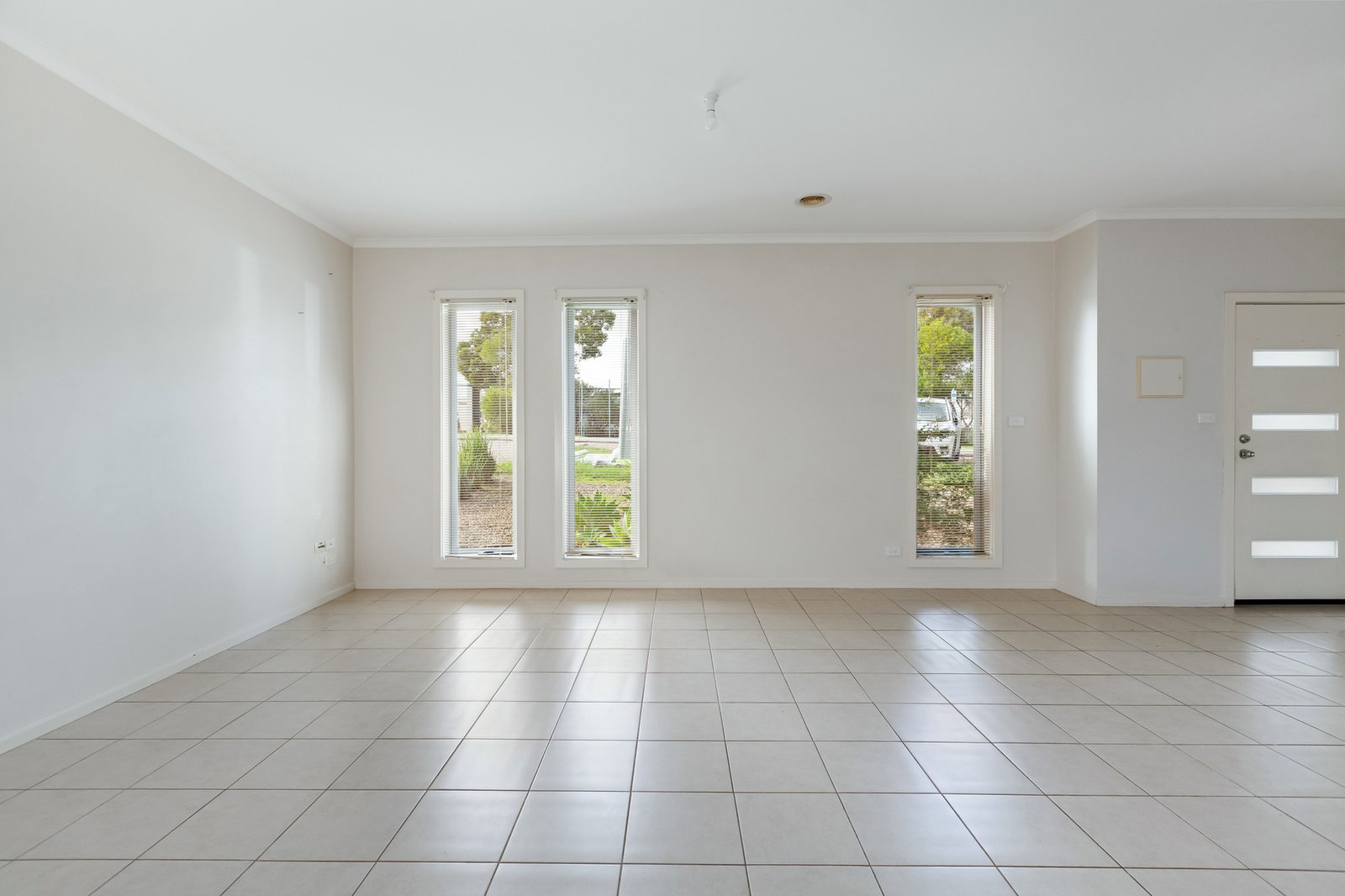 Gallery: 1/91 Dudley Street