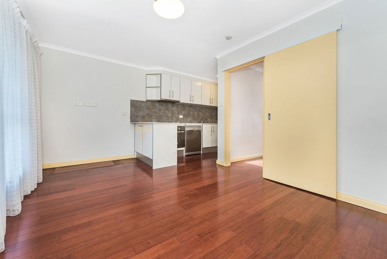 Gallery: 19/1 Hatfield Court