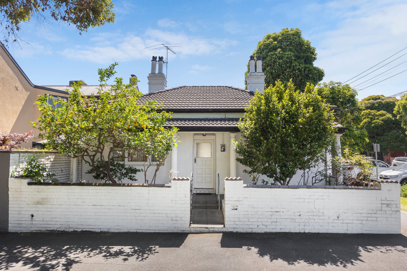 Photos: 191 Montague Street