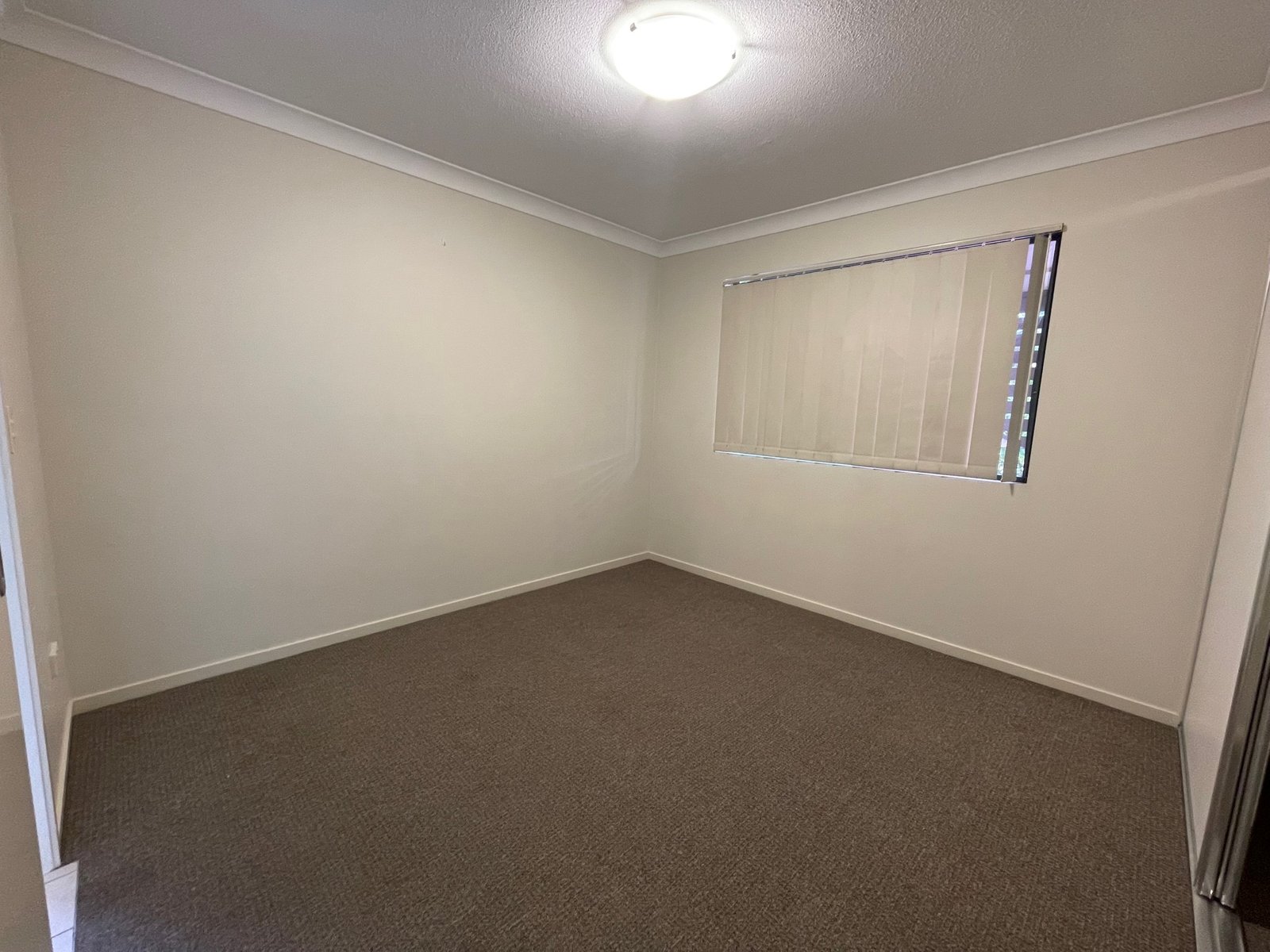 19/1 Short Street CABOOLTURE 7