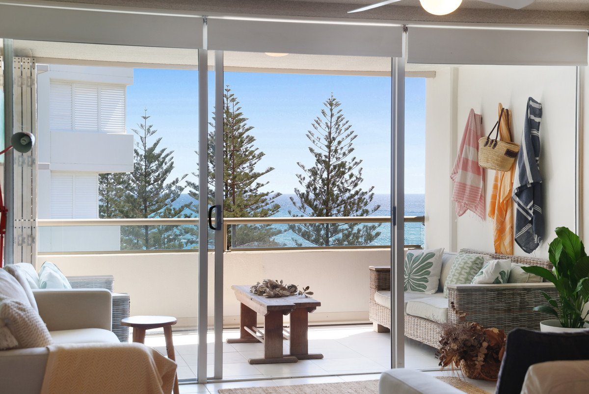 19/100 The Esplanade Burleigh Heads 6