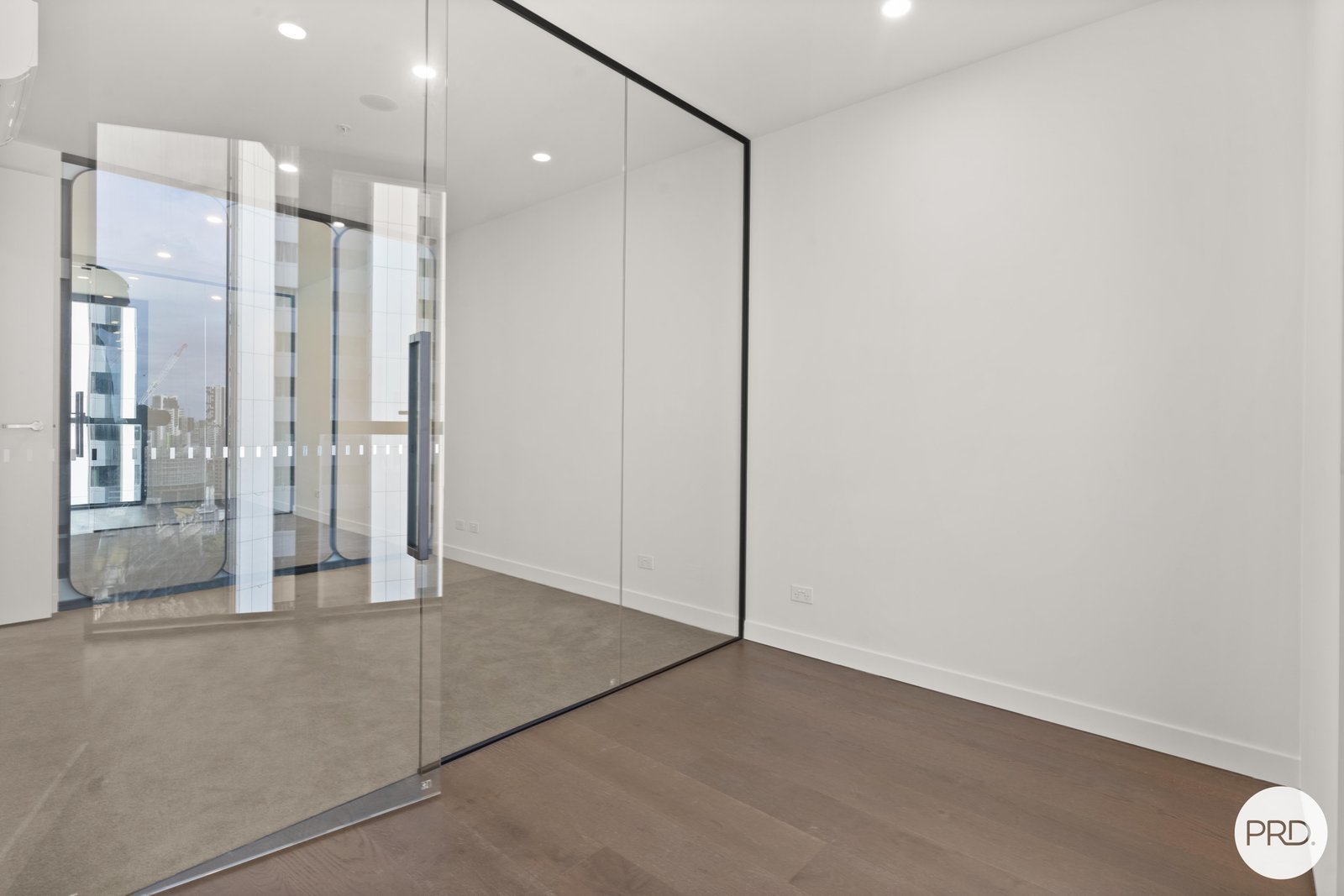 1910/138 Spencer Street MELBOURNE 9