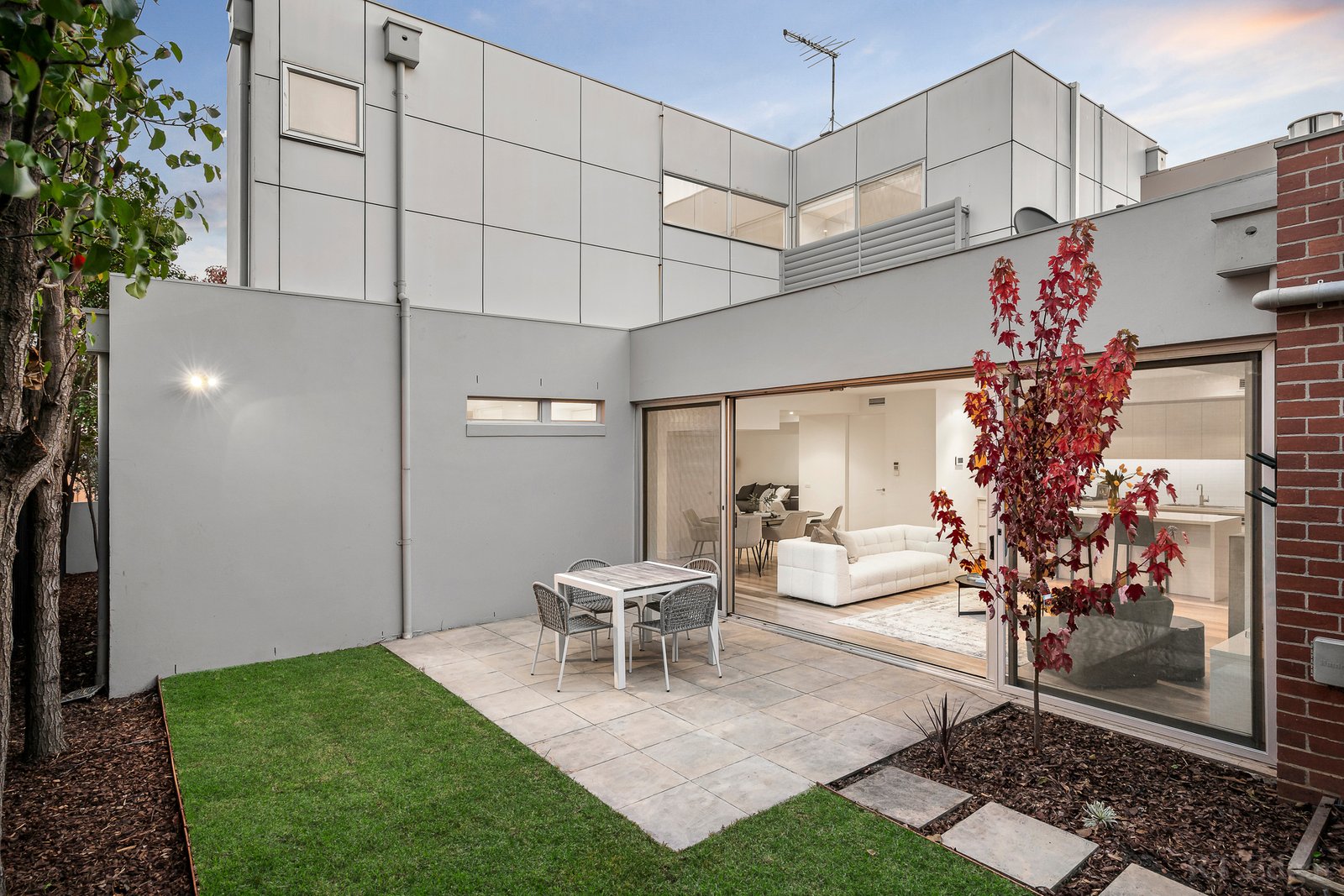 Real Estate and Property in 1/911 Toorak Road, Camberwell, VIC