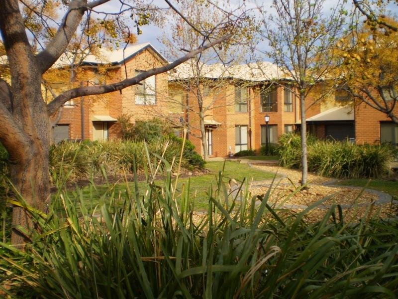 Gallery: 19/127 Somerville Road