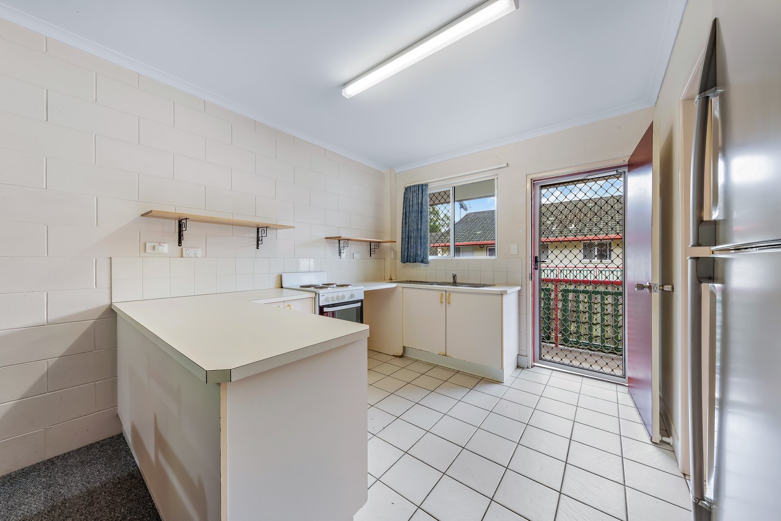 19/14 Island Drive CANNONVALE 6