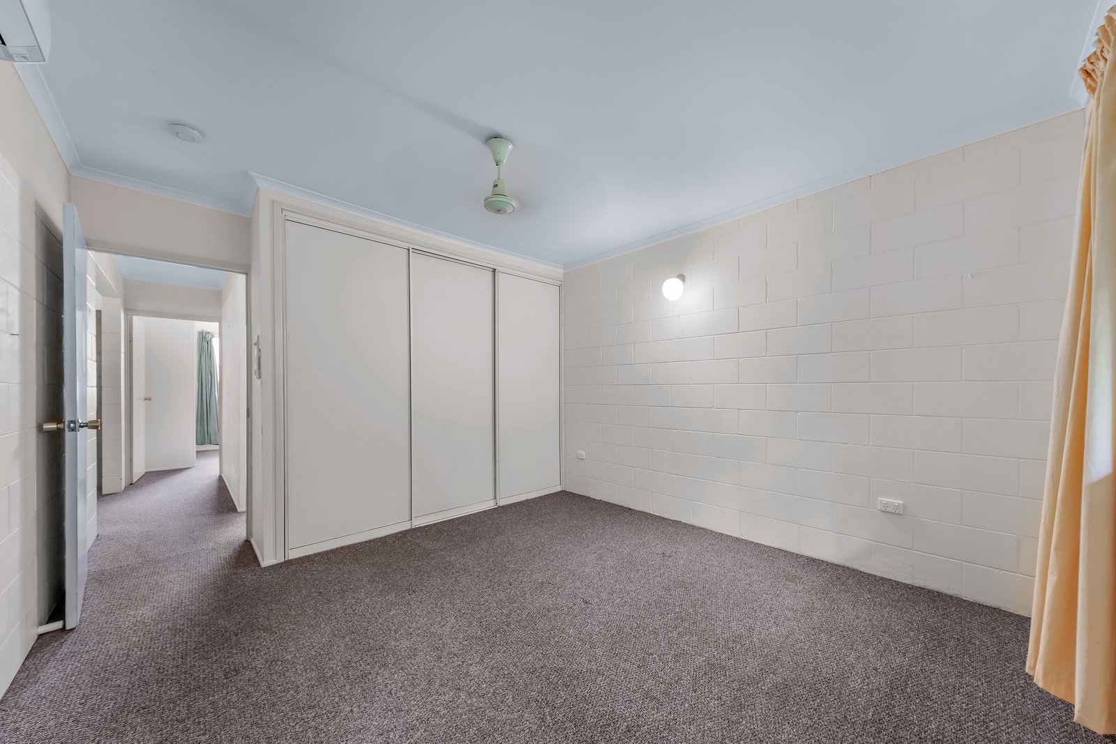 19/14 Island Drive CANNONVALE 9