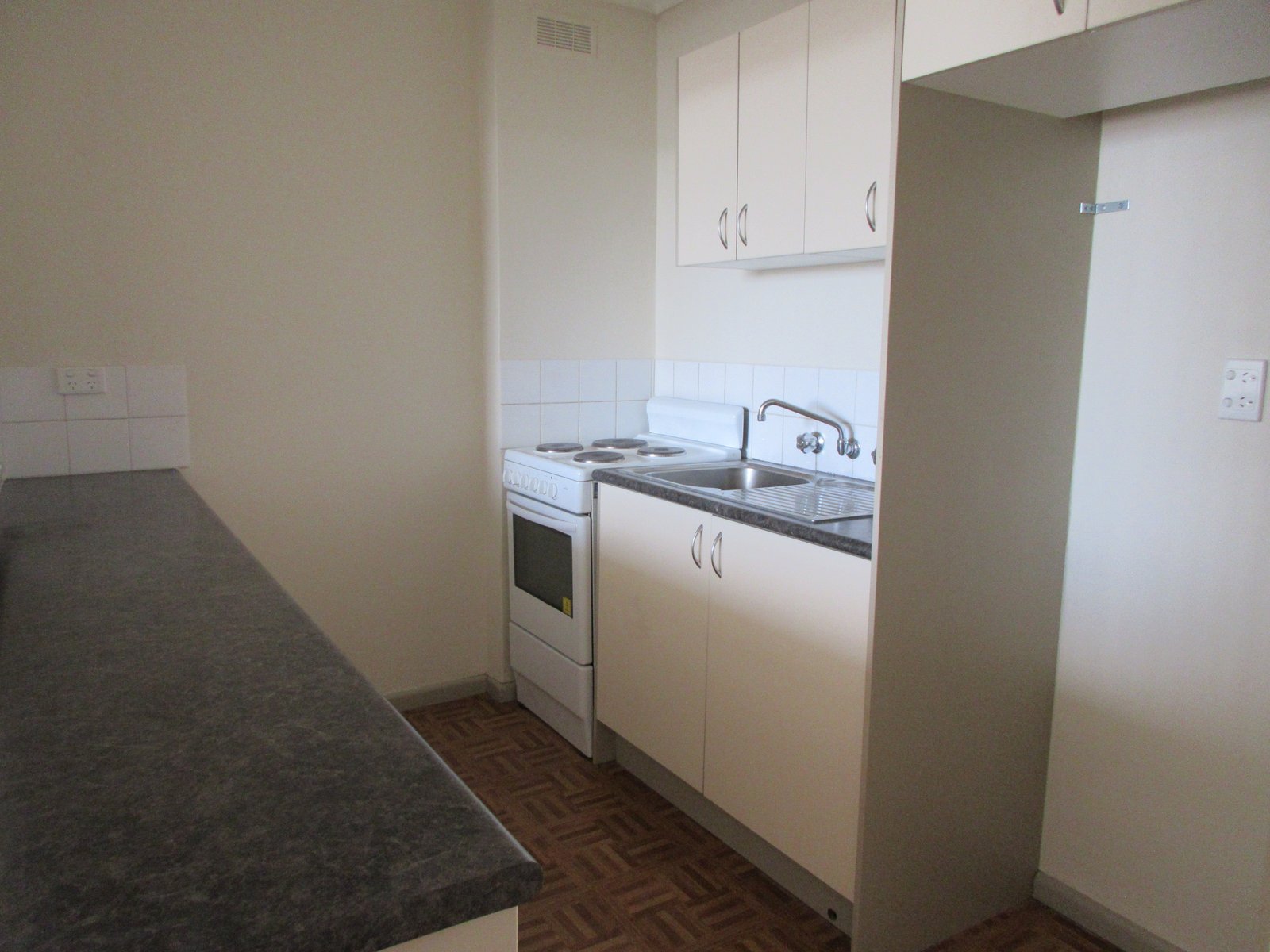 Gallery: 19/160 Grange Road