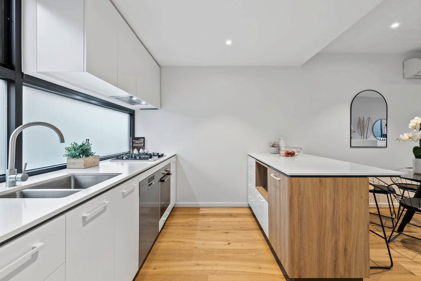 Gallery: 19/170 McKinnon Road
