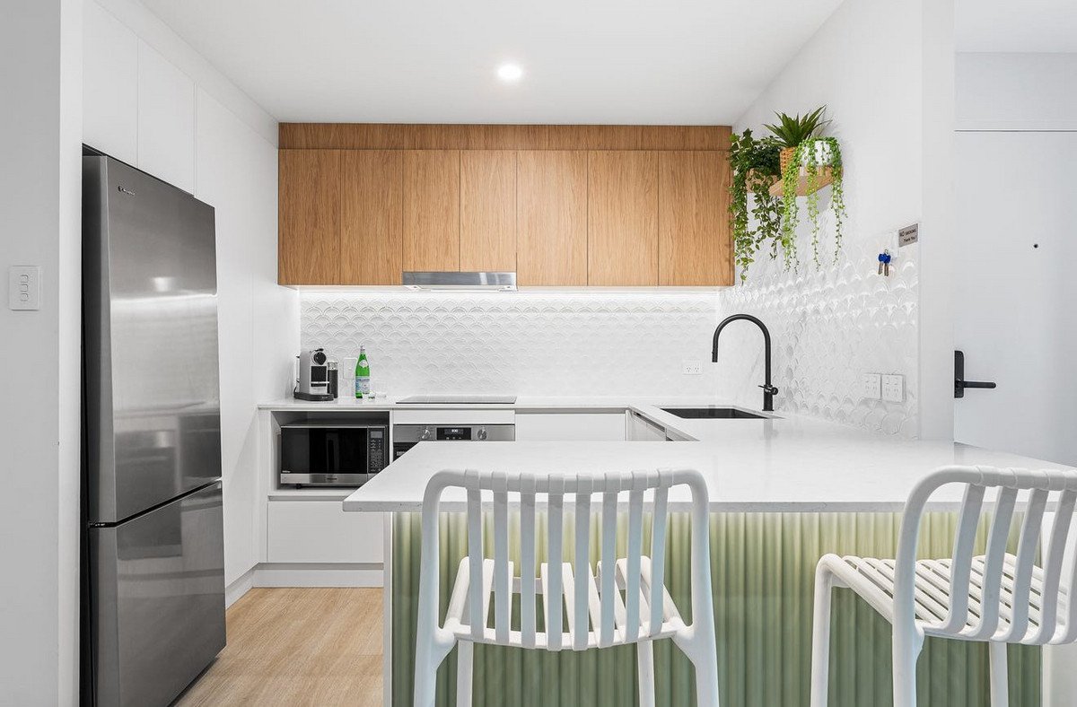 19/19-23 George Street East  Burleigh Heads 1