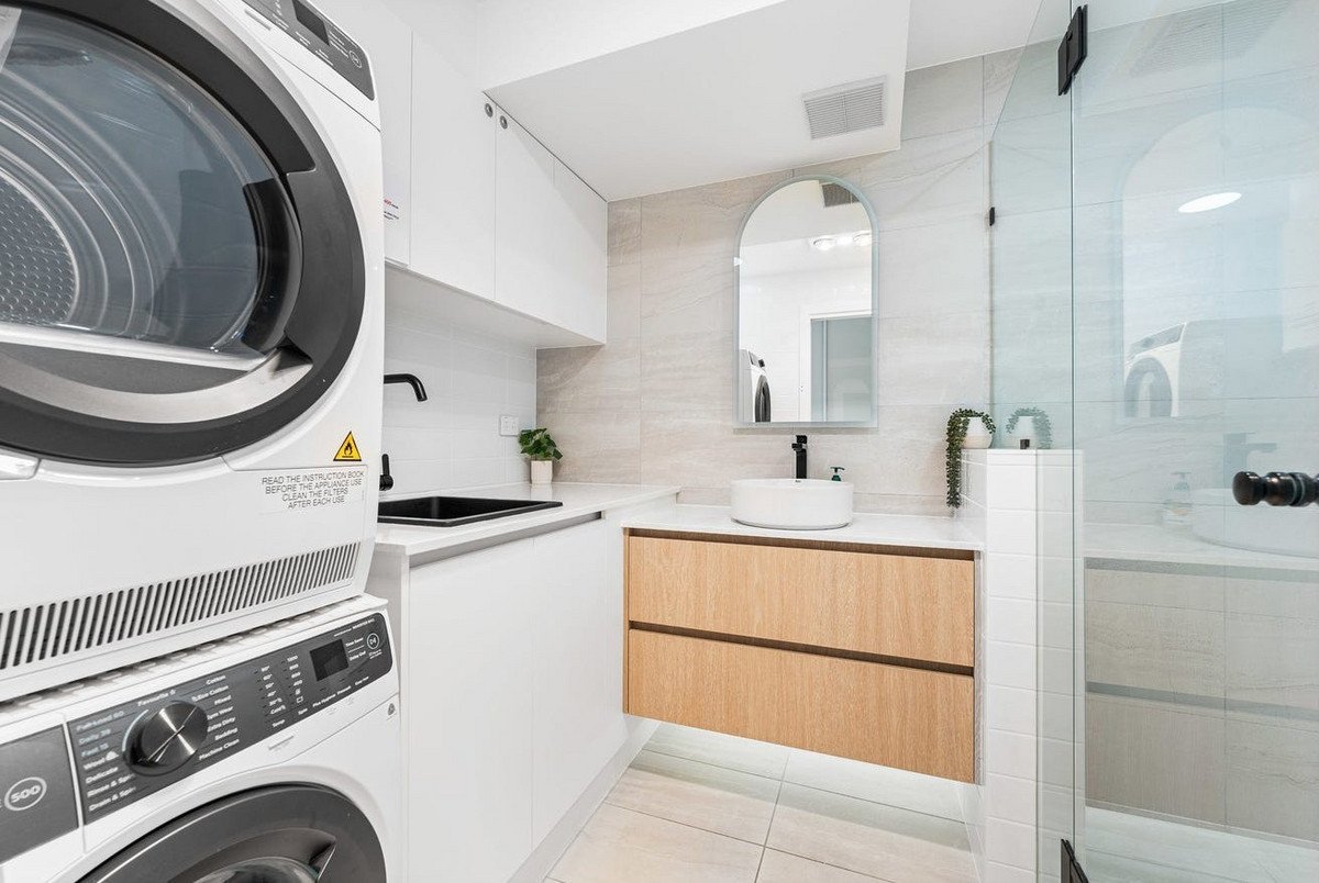 19/19-23 George Street East  Burleigh Heads 13