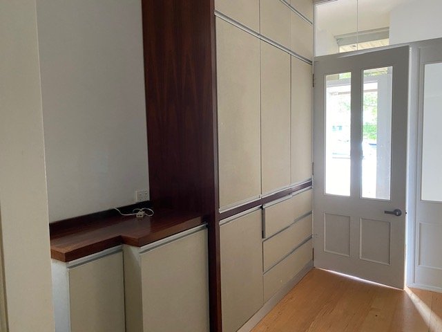 Gallery: 191c Park Street