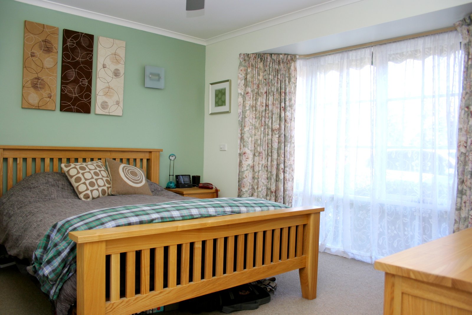 Gallery: 19/2-12 Temple Street