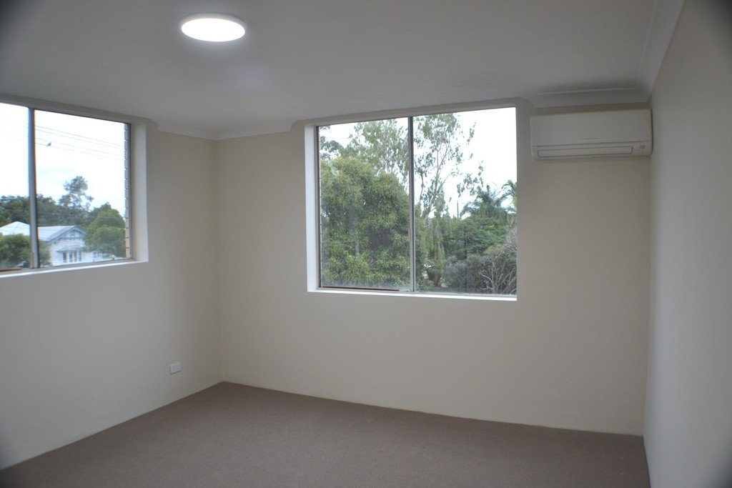 1/92 Broughton Road KEDRON 3