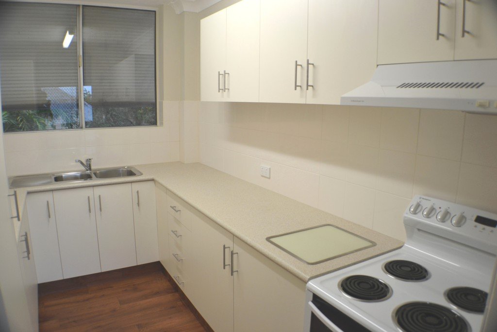 1/92 Broughton Road KEDRON 2