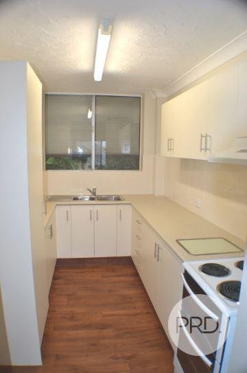 1/92 Broughton Road KEDRON 2