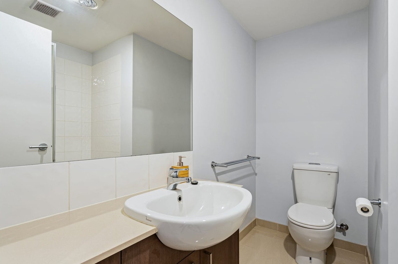 Gallery: 19/2 Saltriver Place