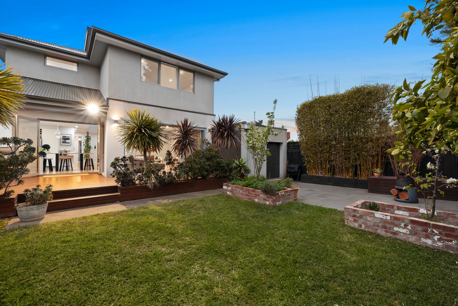 Gallery: 192 Thomas Street