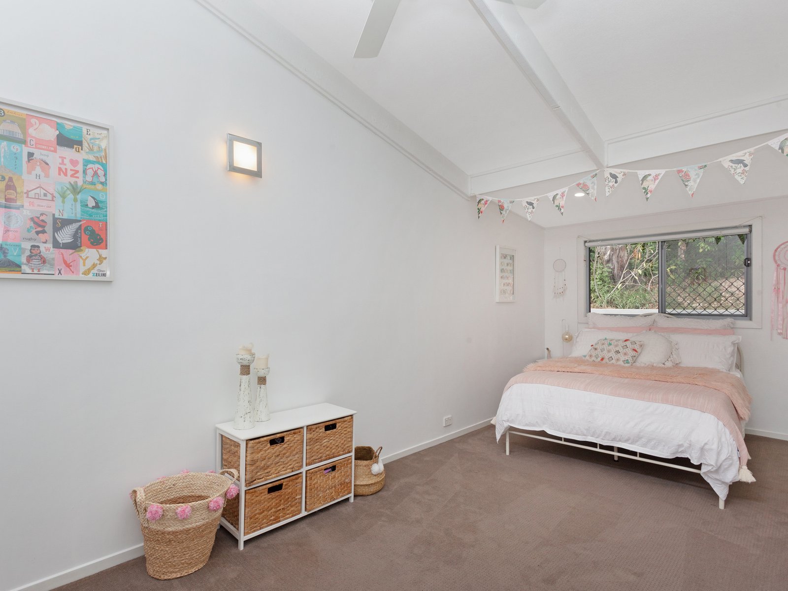 192 West Burleigh Road BURLEIGH HEADS 11