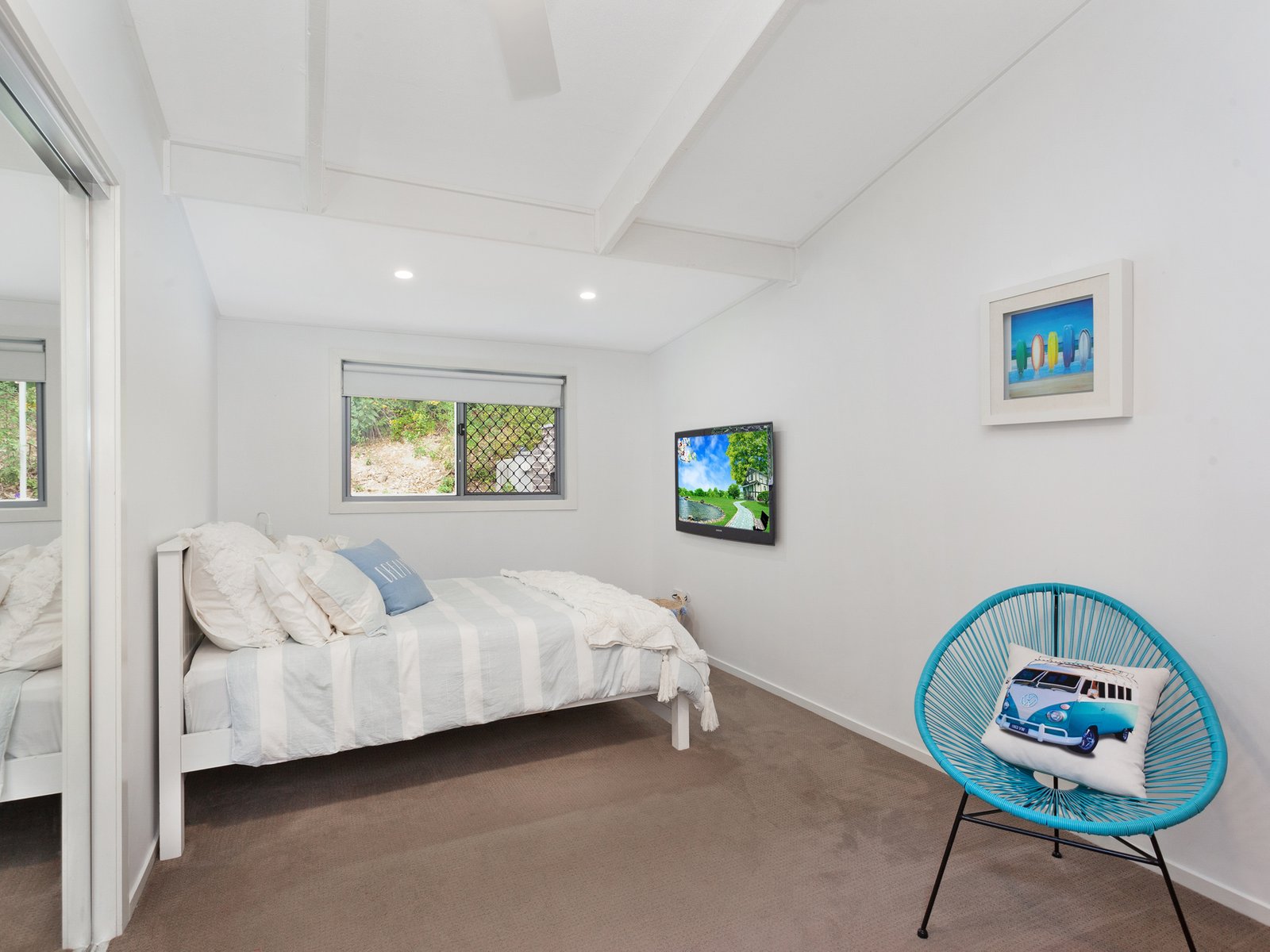 192 West Burleigh Road BURLEIGH HEADS 12