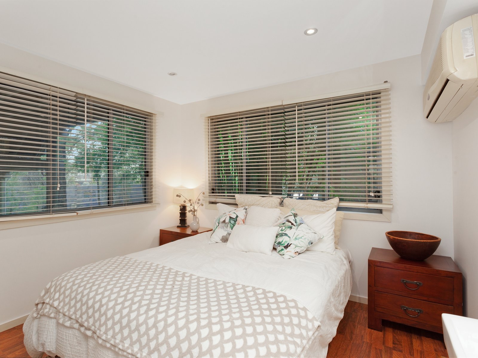 192 West Burleigh Road BURLEIGH HEADS 13