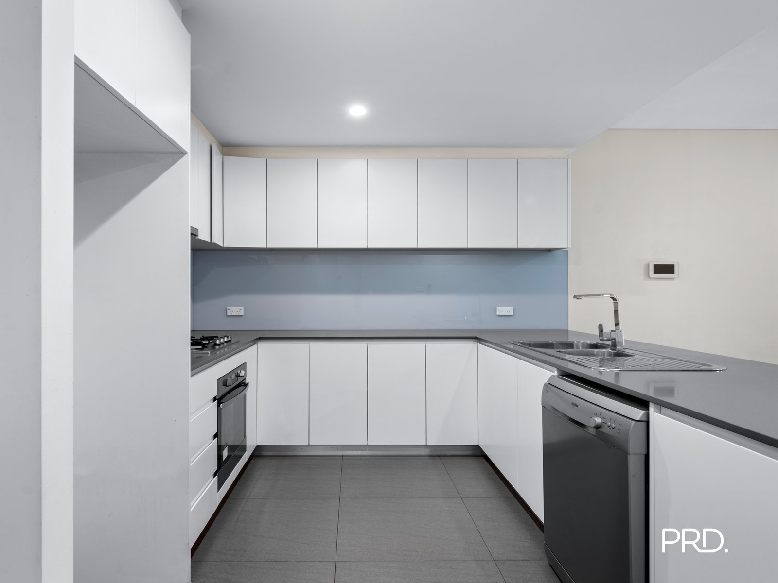 19/206-212 Great Western Highway KINGSWOOD 7