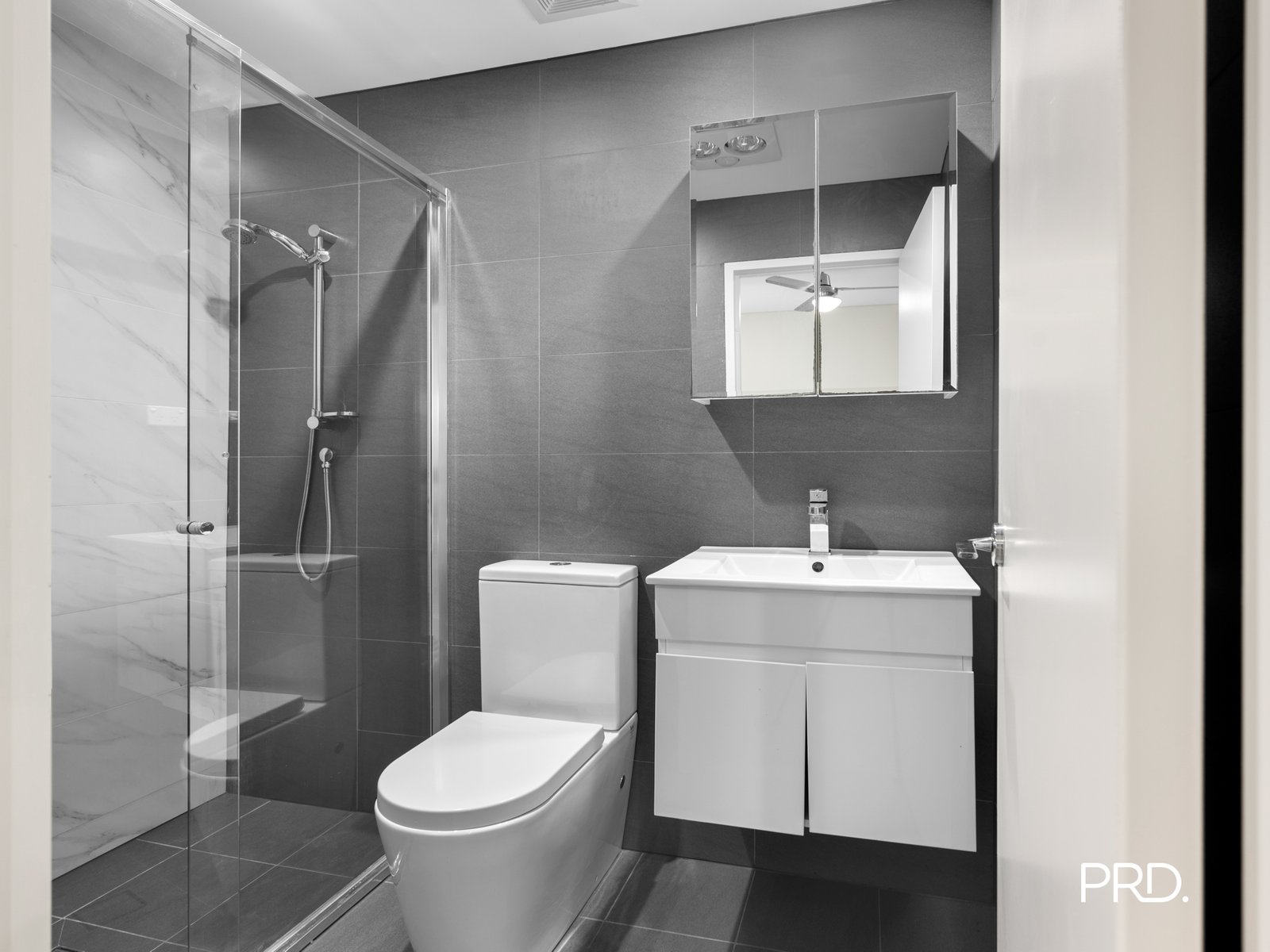 19/206-212 Great Western Highway KINGSWOOD 9