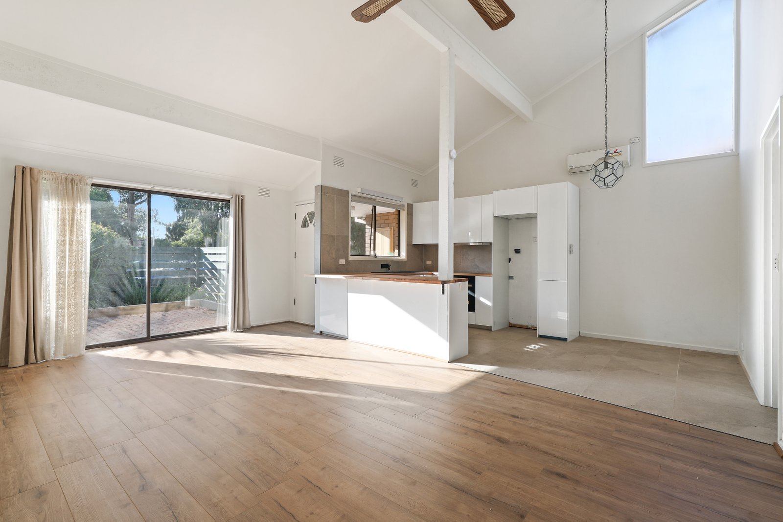 Gallery: 19/22 Somerville Road