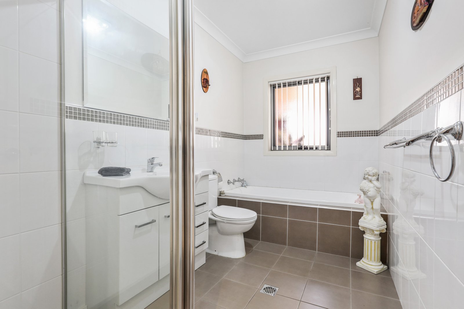 1/93 Avondale Rd  AVONDALE 5