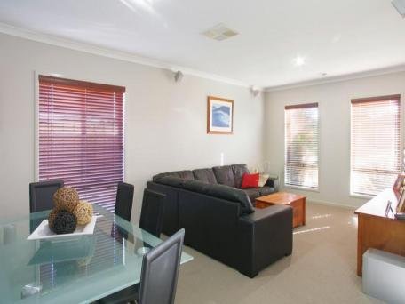Gallery: 193 Bailey Street